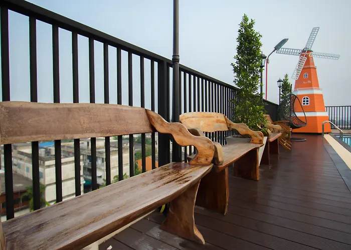 Hotel B-your Don Mueang Airport 如你家酒店 4*